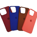 Capa de Silicone Premium iPhone 15 Pro Max – Interior Aveludado, Multicor